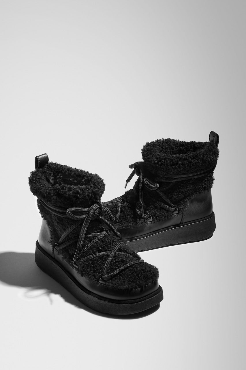 Women's Boots Fitflop Winter Boots FitFlop SUPERBLIZZ Black Fast Delivery Spartoo Europe