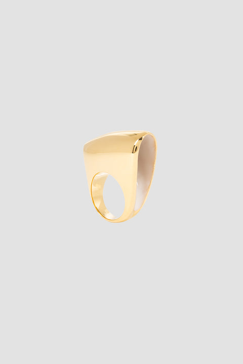 FOSSA RING WITH CREAM ENAMEL