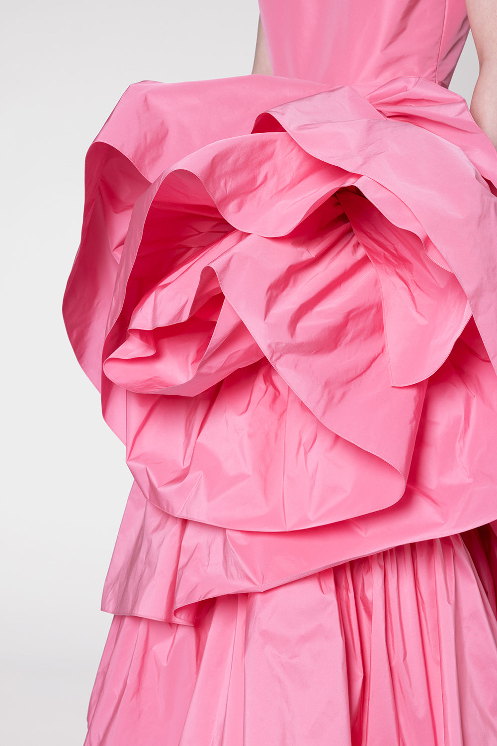 ロクサンダ　ROKSANDA 桜ピンク　リボン　ワンピース　キャサリン姫モデル Designer Pink Dress | Radical | Roksanda | ROKSANDA