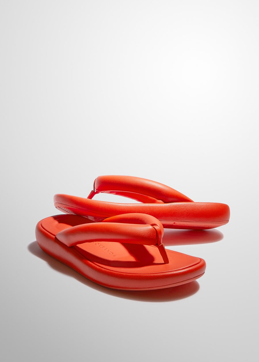 iQUSHION D-LUXE X ROKSANDA PADDED LEATHER FLIP-FLOPS